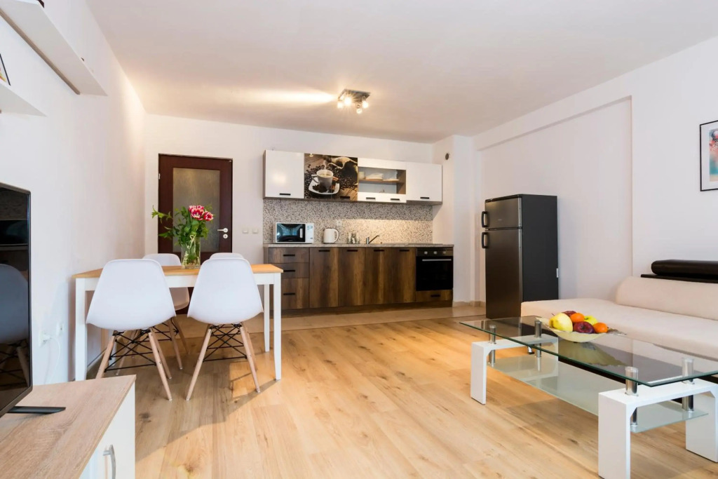 Ibar Apartment & Garage