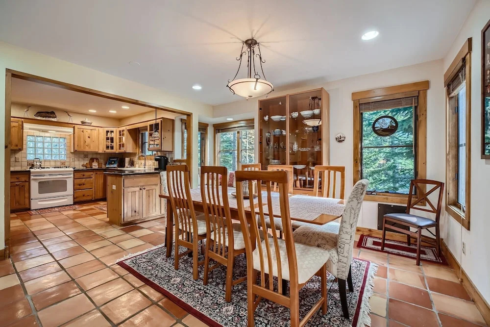 A-116wf 4 Bedroom Home by RedAwning