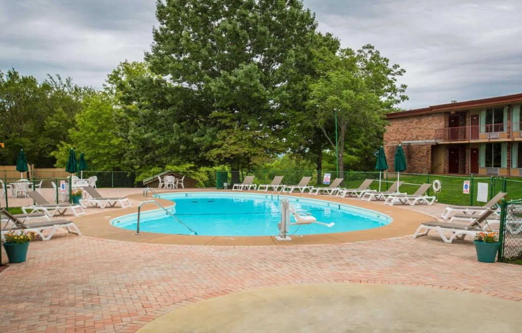 Red Lion Inn & Suites Branson