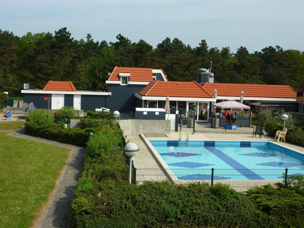 Apartment in De Koog With Free Parking