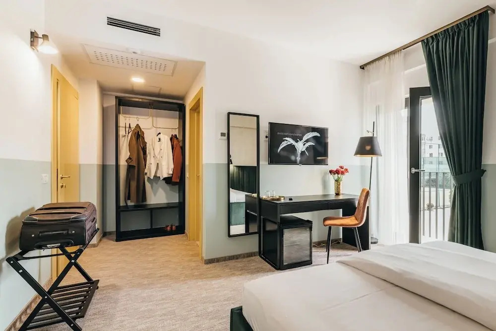 HOTEL AGORA Mures