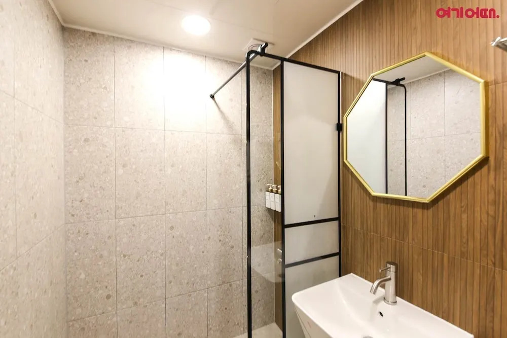 No.25 Hotel