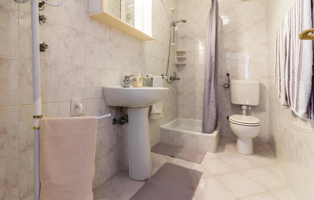 Stunning Home in Fazana With Wifi and 2 Bedrooms