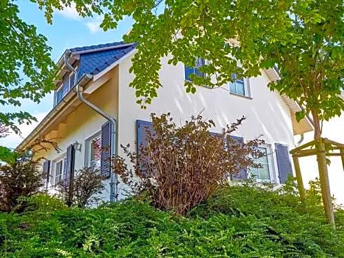 Ferienhaus Klünderberg in Binz mit Kamin, Terrasse, Strandkorb