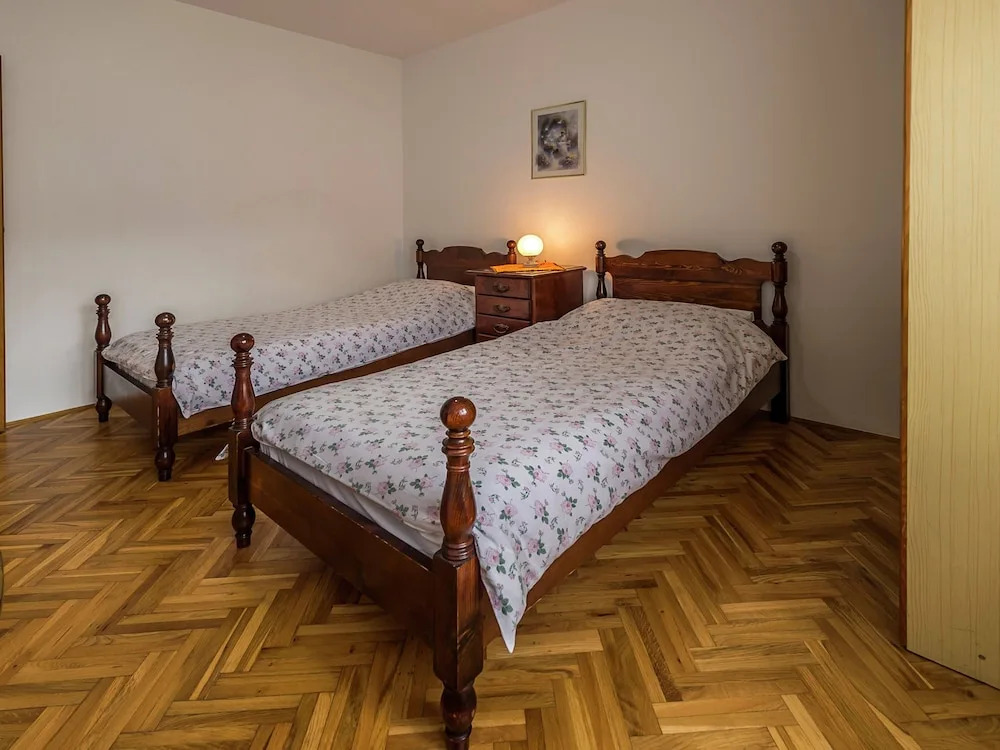 Apartment with balcony and sea view, 100 meters from the beach in Rovinj