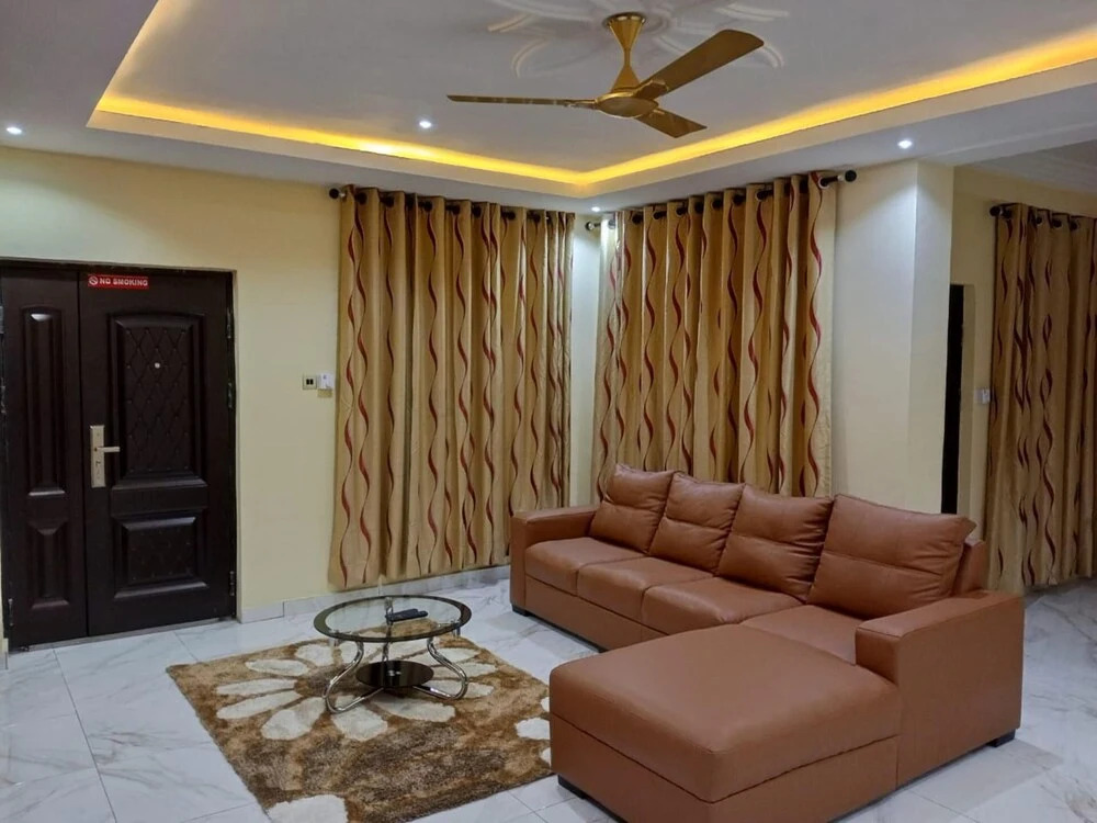 Executive 3-bed Furnished Apartment in Kwashieman