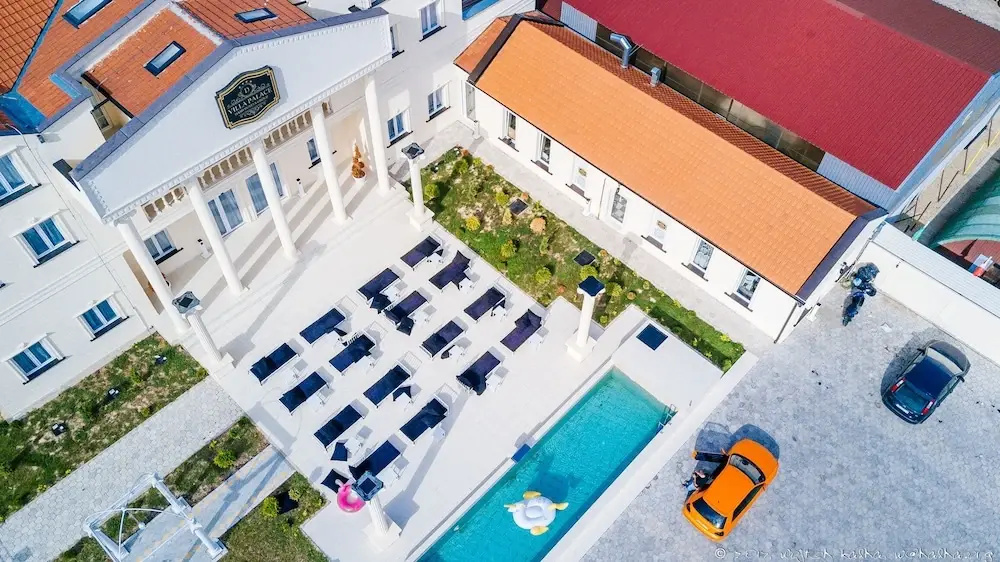 Villa Palace
