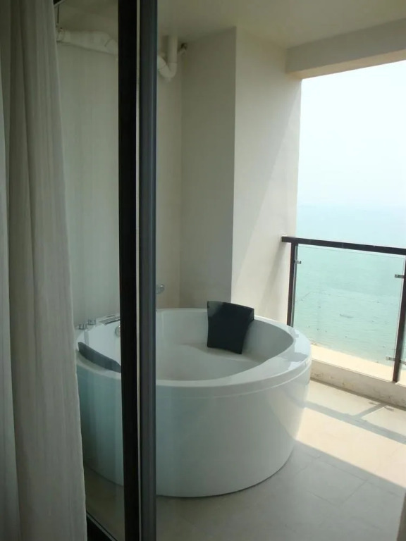 Huizhou Haishang Bay Hotel