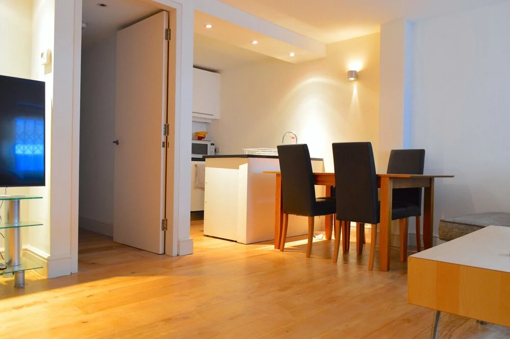 London Spacious 1 Bedroom Flat