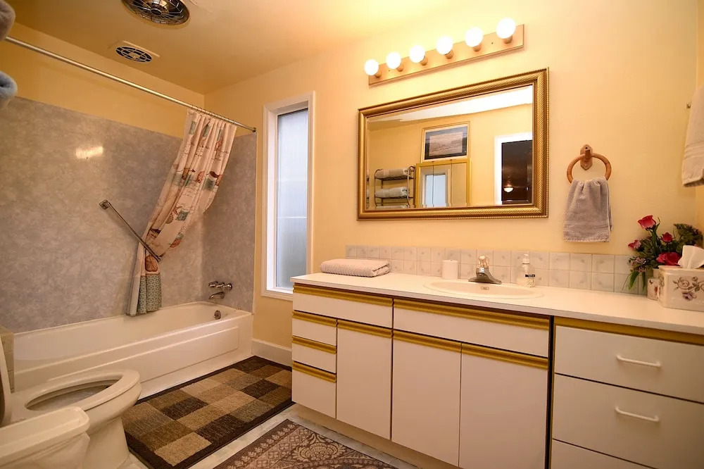 Lilyspring PDX Vacation Apartments
