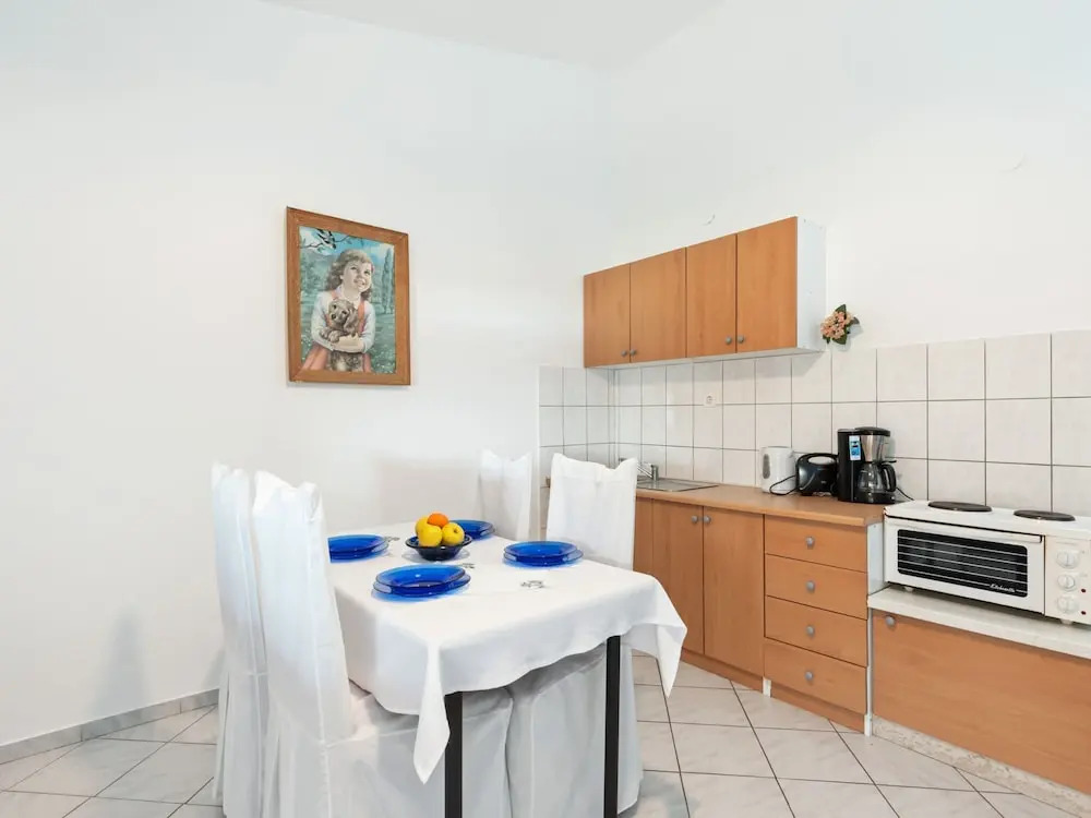 Holiday Home in Jasenice Near Maslenica Beach