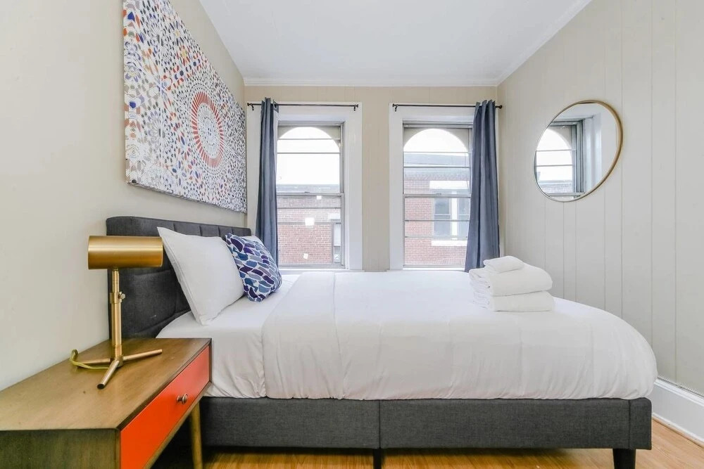 Cozy 3 Bed/1ba Apt in Heart of North End