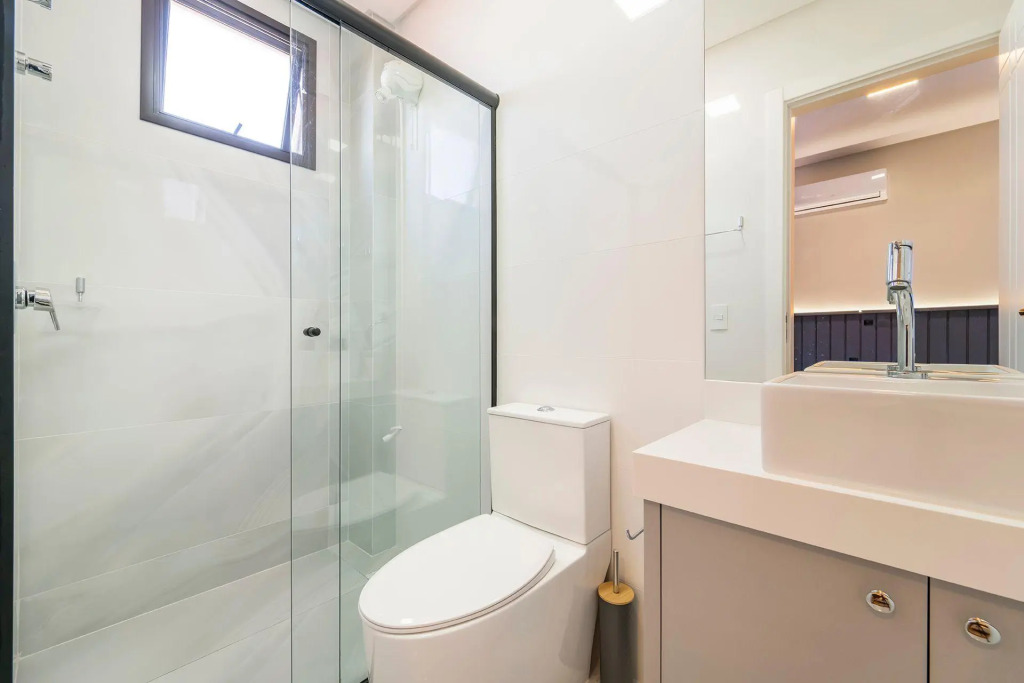 Apartamento 2 suítes em Bombas