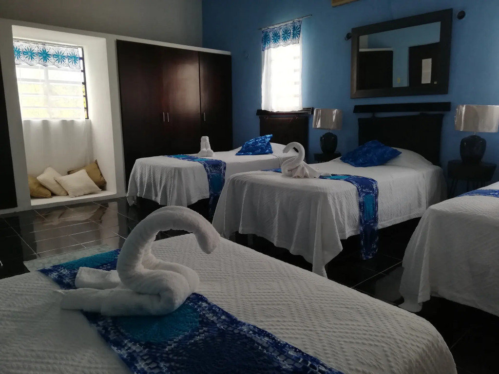 Casa Aluxes Hotel