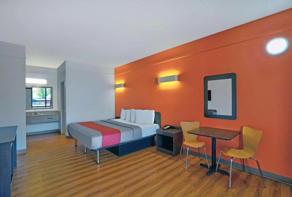Motel 6-Seaford, DE
