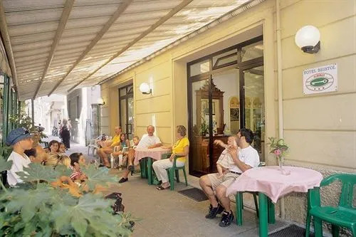 Hotel Bristol