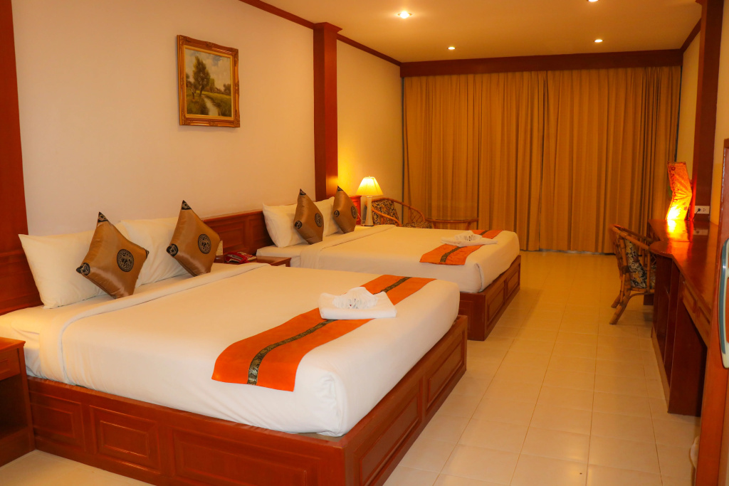 Andaman Seaside Resort Bangtao Beach