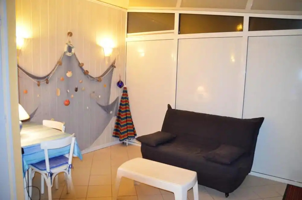 Apartment With one Bedroom in Chateau D'olonne, With Enclosed Garden and Wifi - 300 m From the Beach