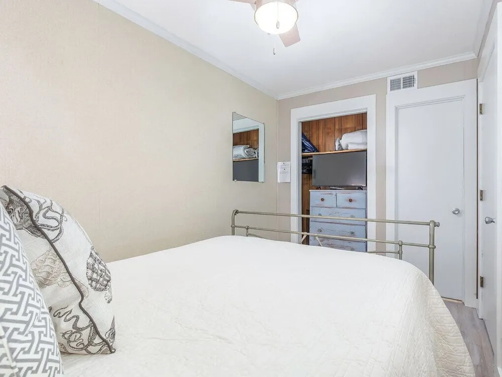 Savannah Beach Racquet Club by Tybee Vacation Rentals