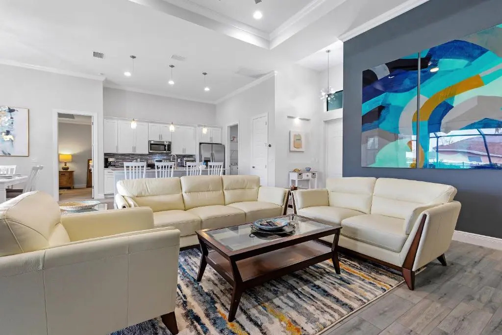 BRAND NEW - Heated Pool & Modern Upgrades! - Villa Moonlight Breeze - Roelens Vacations