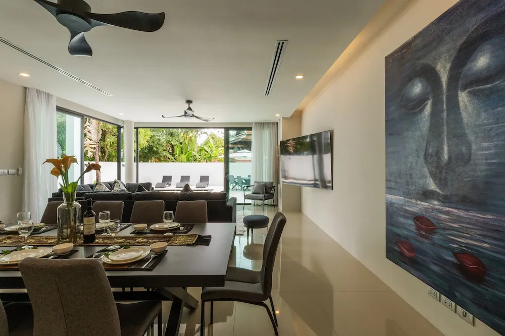 Attractive SeaView 4br Private Pool Villa