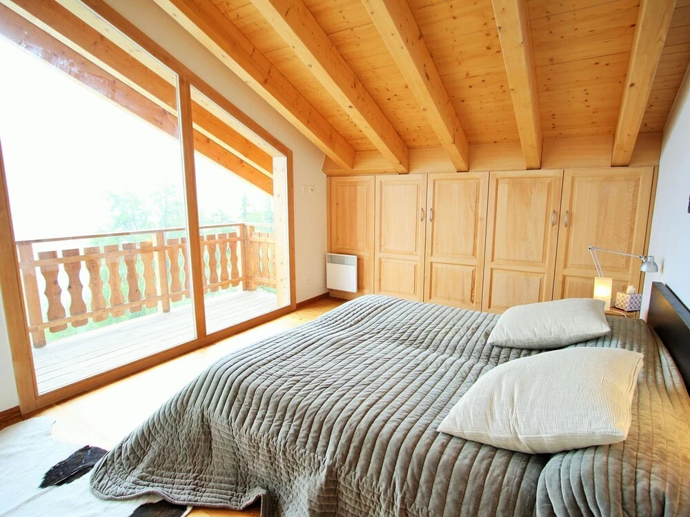Quaint Chalet in Les Collons with Hot Tub