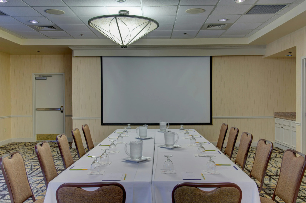 Hilton Garden Inn Norwalk