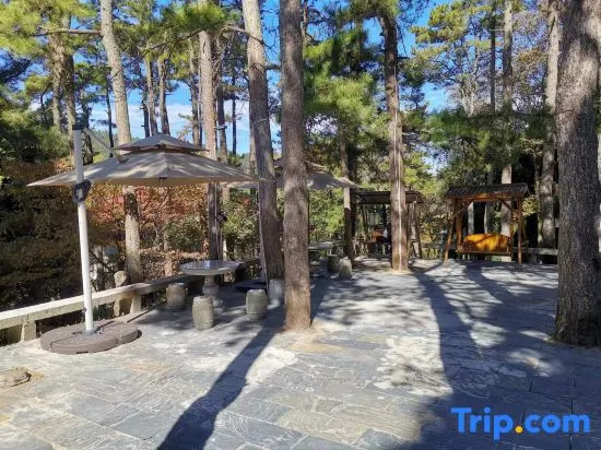 Yunqiju Hotel