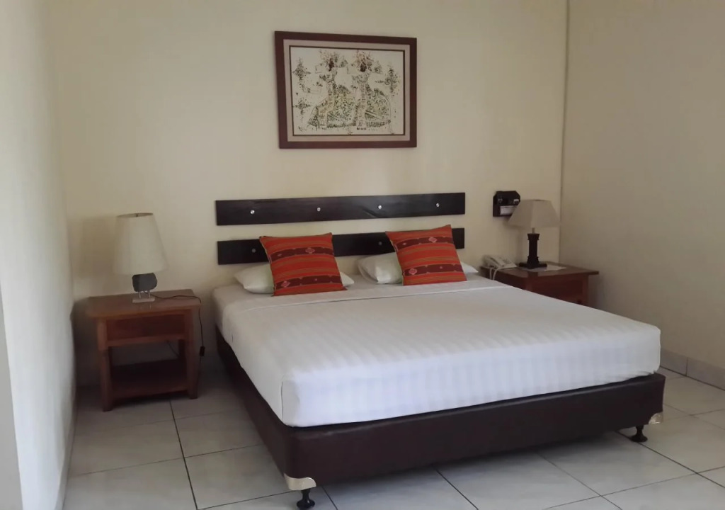 Arondari Hotel