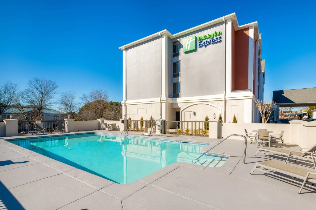 Holiday Inn Express Atlanta West - Theme Park Area by IHG