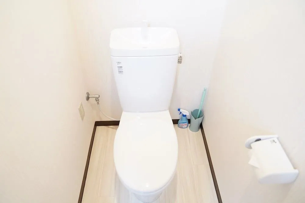 Metro Hanazonocho Apartment 2