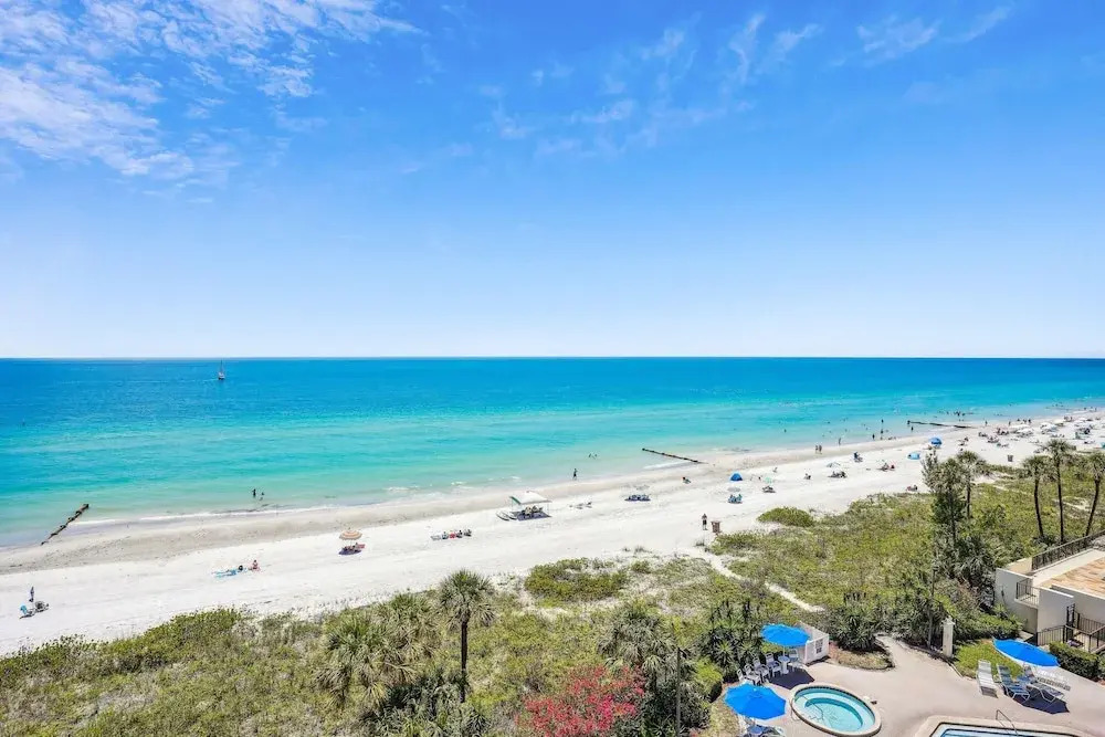 Ocean Sands 1-708