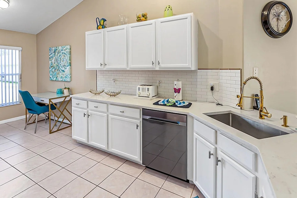 Eagle Pointe-ru1105