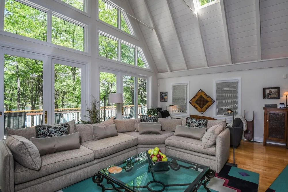 Quiet Retreat 4 Bedroom House