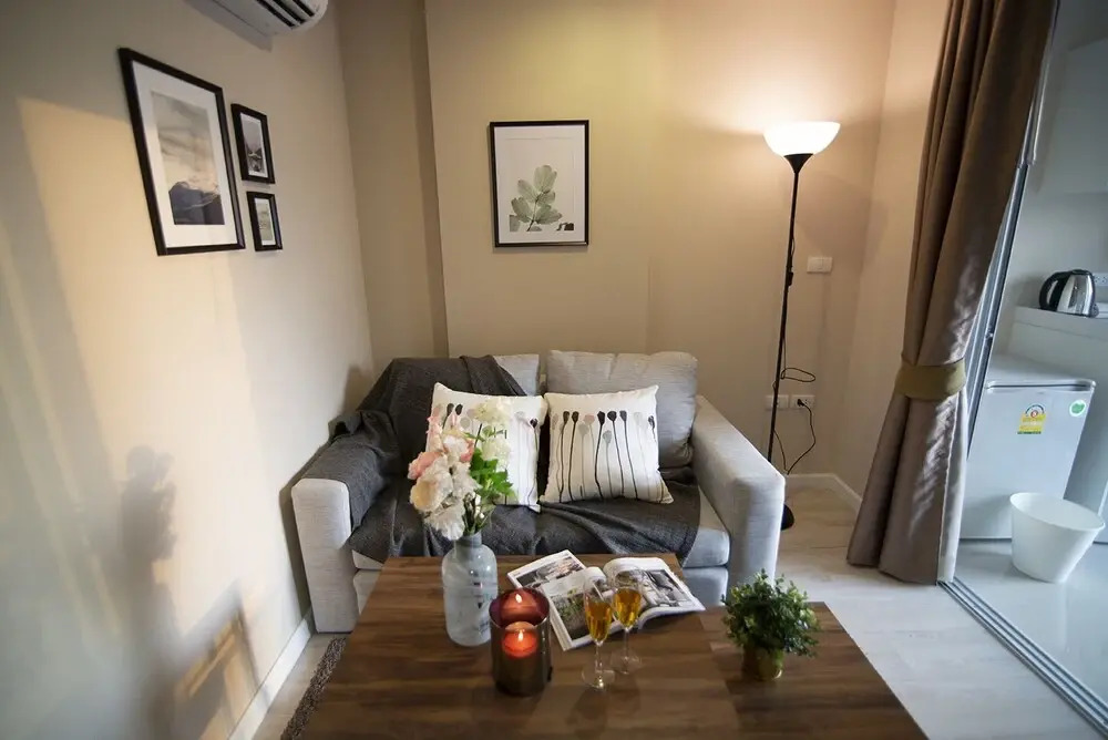 Near BK University Quiet Condo in Rama4 bkb139