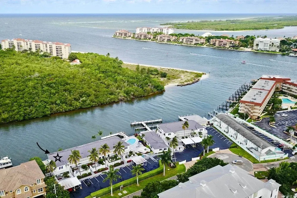 Waterfront Marco Island Retreat w/ Shared Docks
