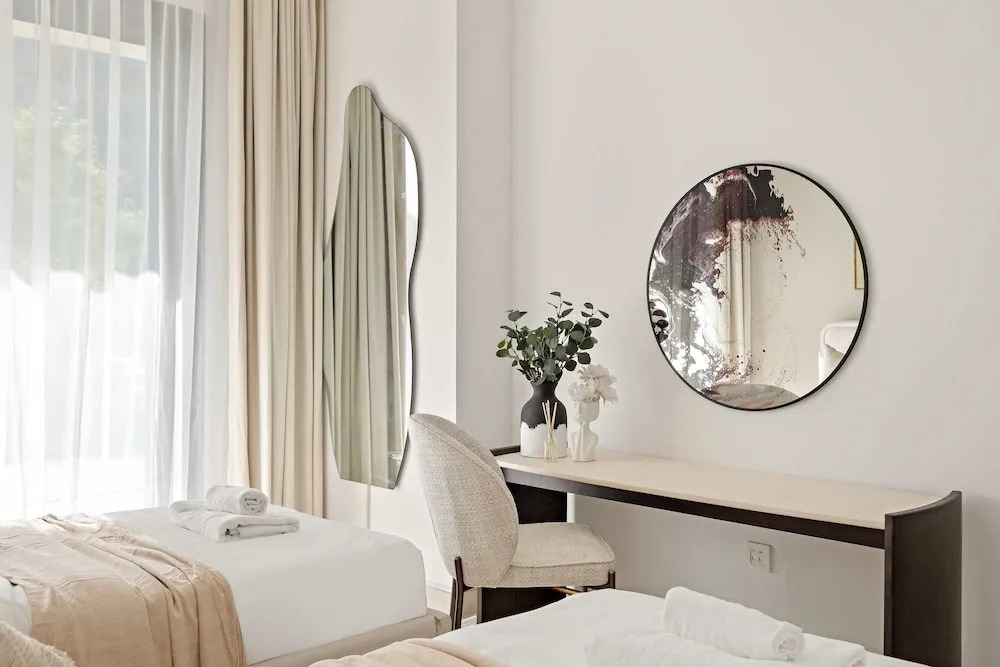 Silkhaus Brand New 2bdr Myrtle in City Walk