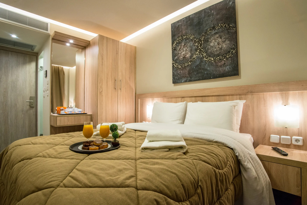 Argo Hotel Piraeus