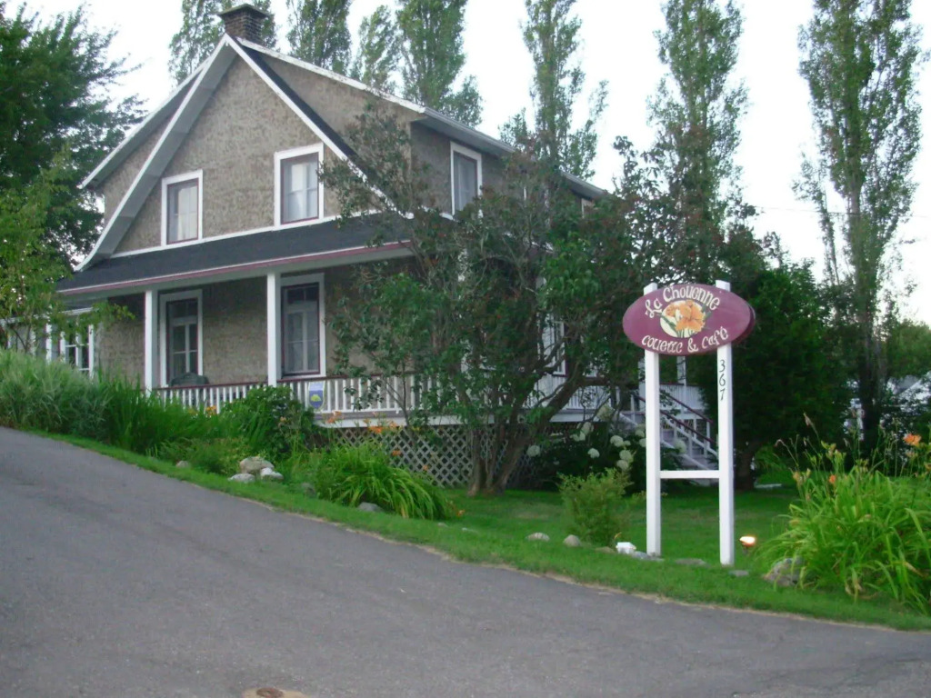 Auberge À La Chouenne