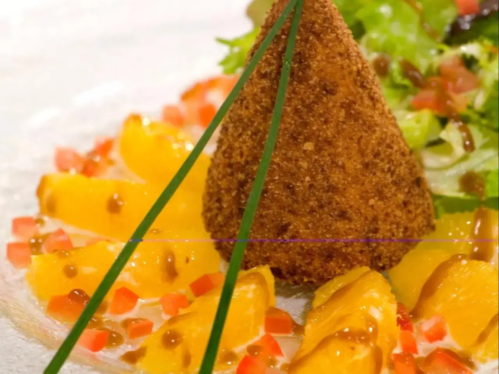 Midland Hôtel - Restaurant Le Derbys