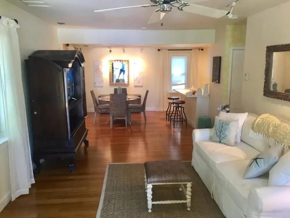 Flamingo Cottage