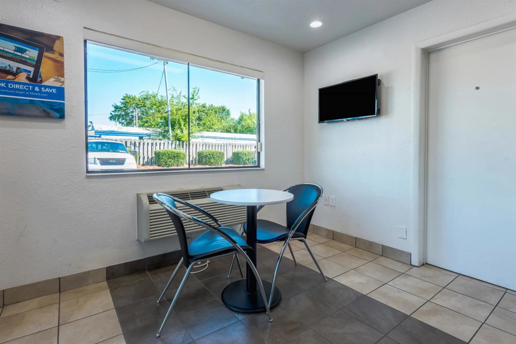 Motel 6-Columbus, GA