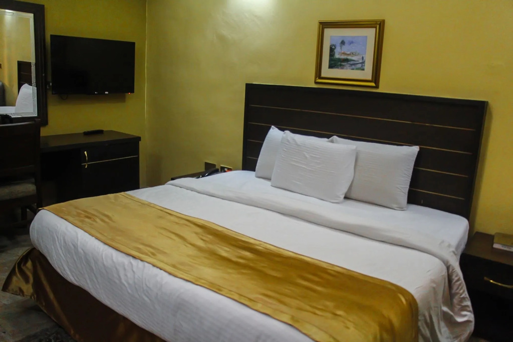 Banex Apartments