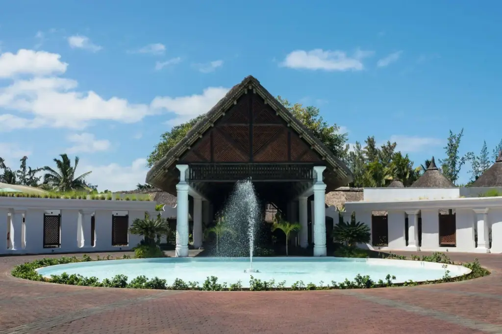 Отель Riu Turquoise