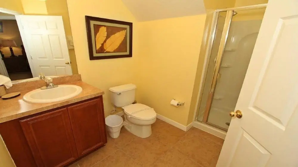 2 Miles to Disney, 3BR Home Free Wifi/crib, Best Location!
