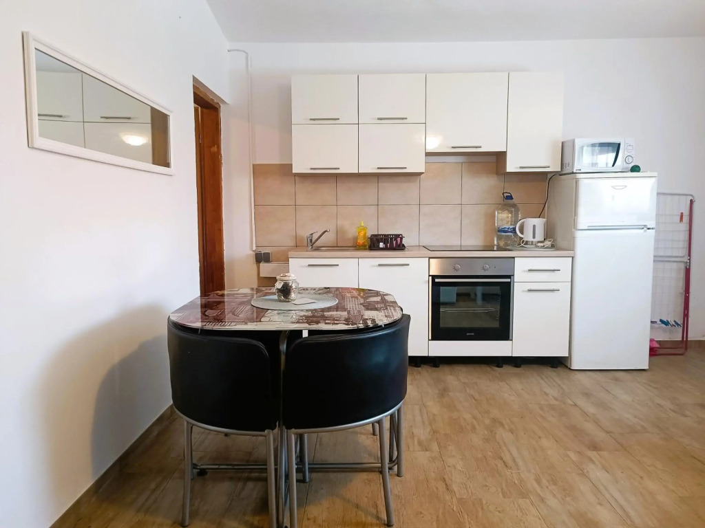 New! Apartments Babic only 50 meters from the sea