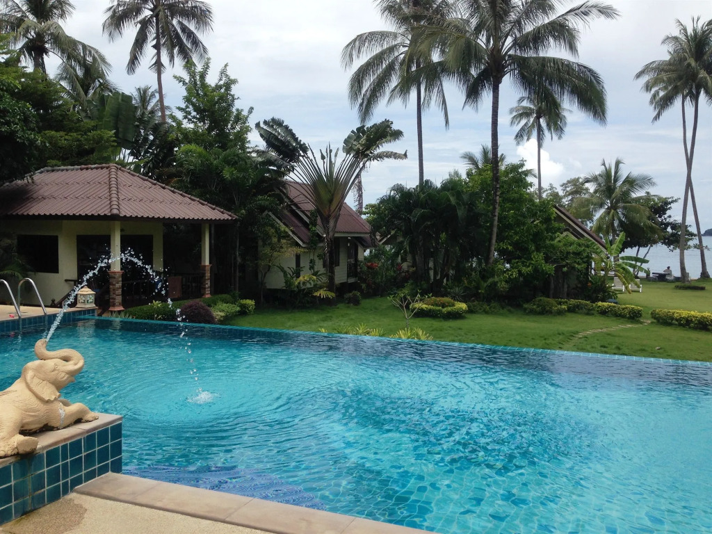 Koh Chang Bailan Beach Resort