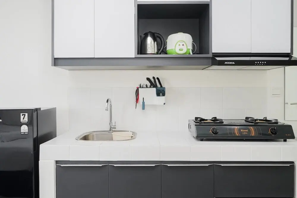 Cozy and Homey Studio at Silk Town Apartment