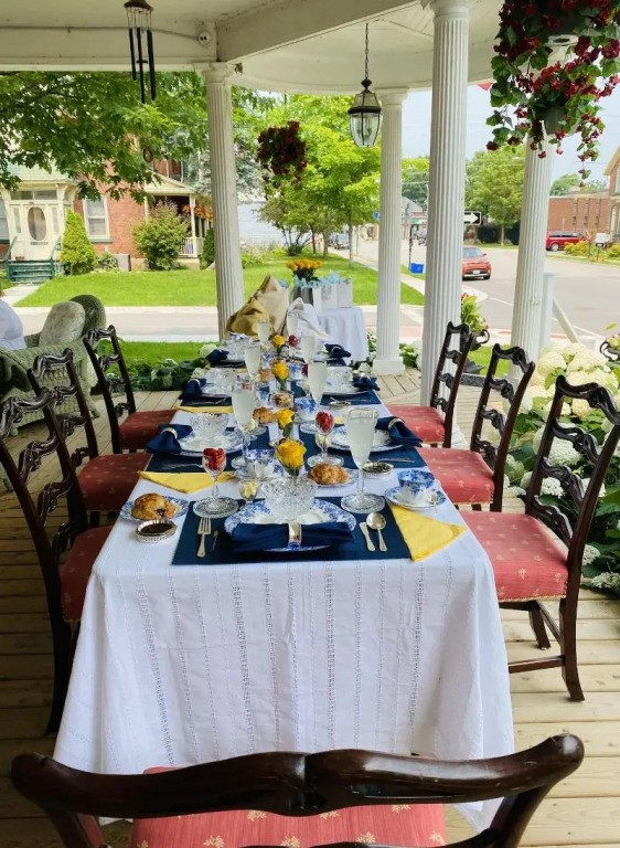 1000 Islands Bed and Breakfast-The Bulloch House