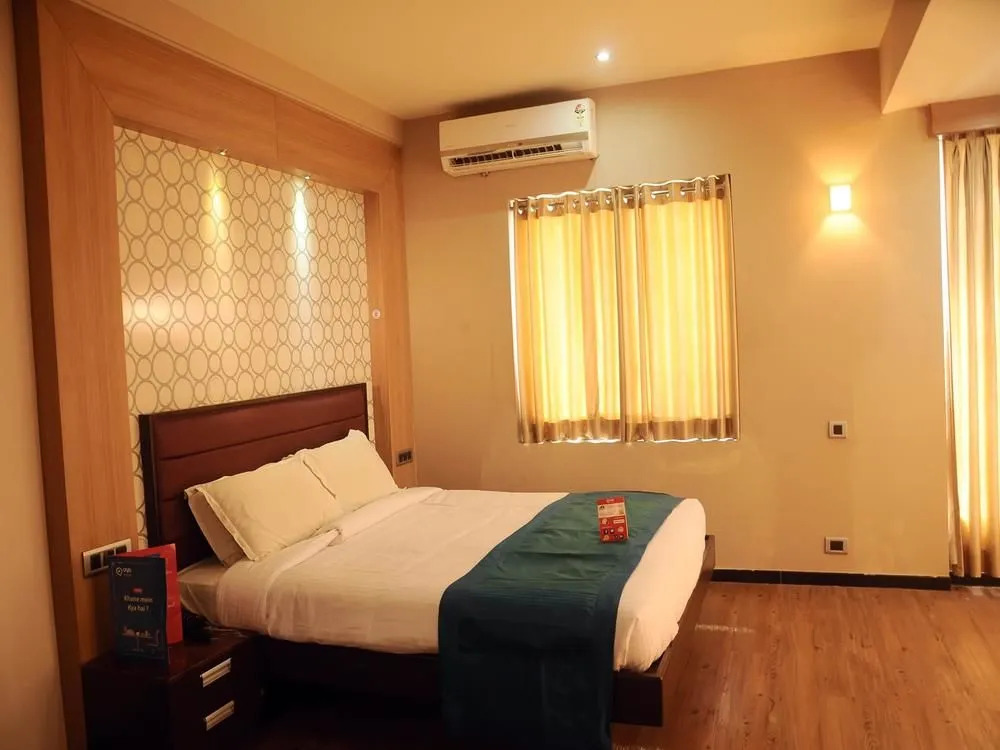 OYO 2337 Gold Coast Beach Resort
